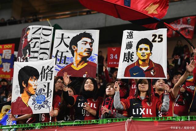 她23岁春晚首秀成名，25年后留下一段悲剧